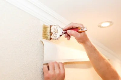 Pose de papier peint à la Chaume — revêtements muraux et toiles de verre